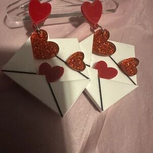 Floating heart envelope, Valentine’s Day earrings ￼